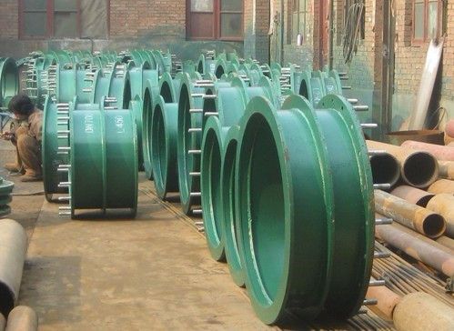 河南省三門峽市盧氏縣大口徑人防套管發(fā)貨現(xiàn)場